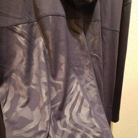 Under Armour Womens Large Light Weight Jacket - Picture 6 of 12